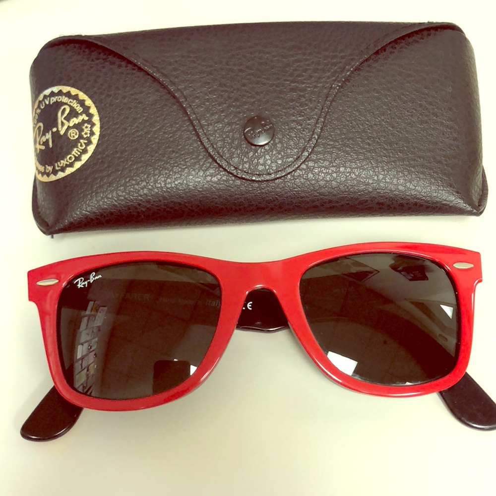 Red Ray Bans Wayfarer